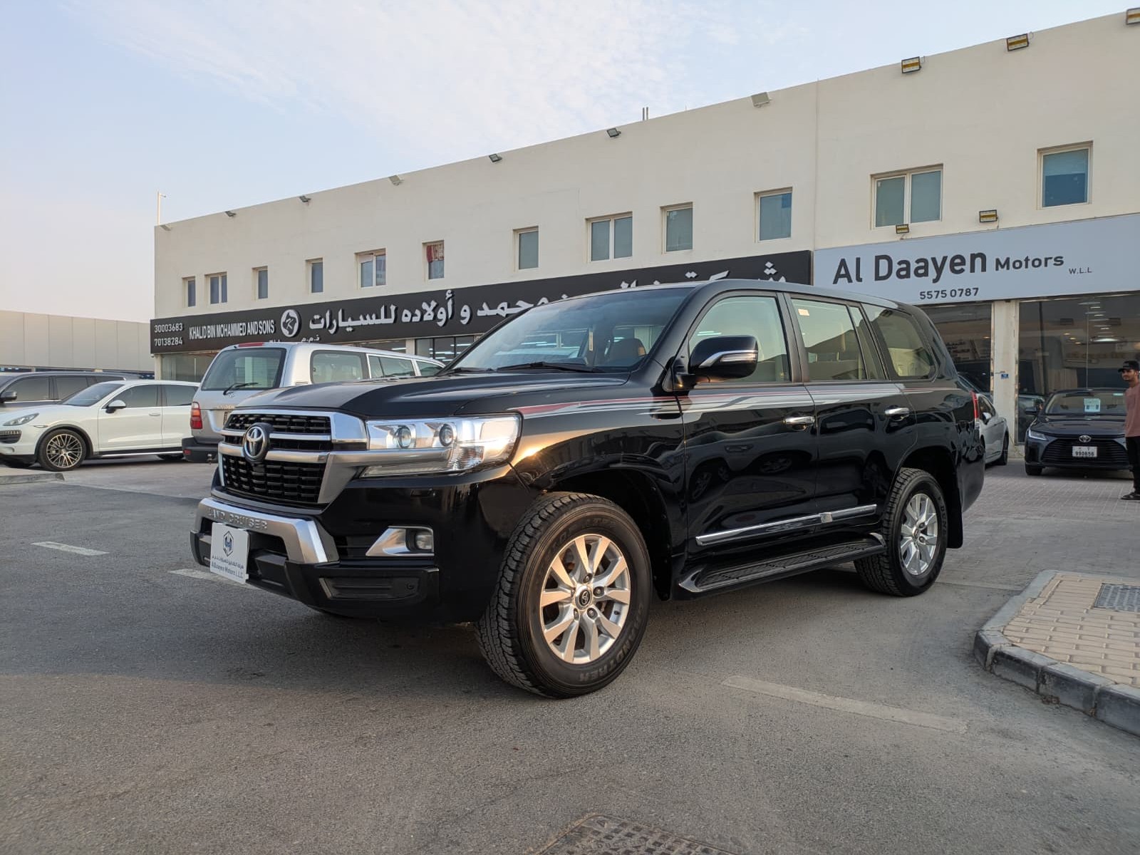 Toyota Land Cruiser GXR v8 2021