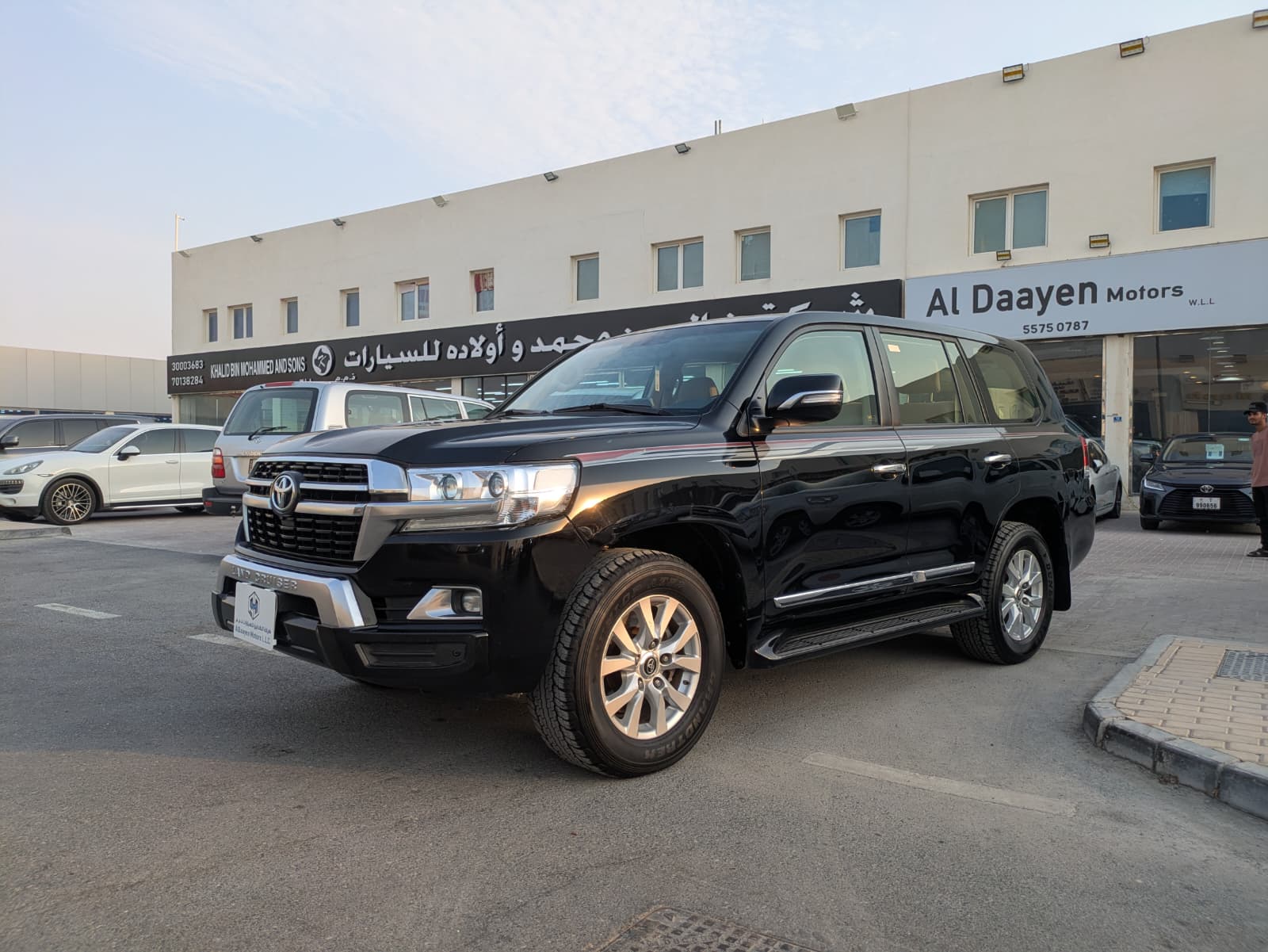 Toyota Land Cruiser GXR v8 2021 - Image 3