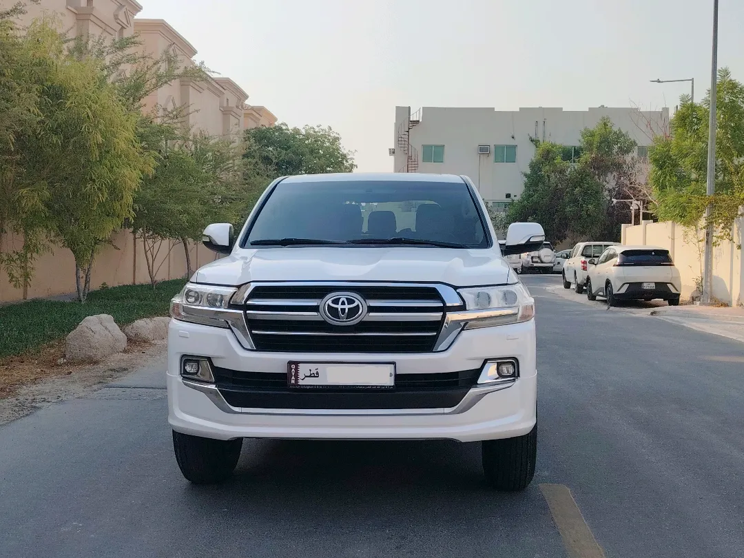 Toyota Land Cruiser VX.R 2014 - Image 2