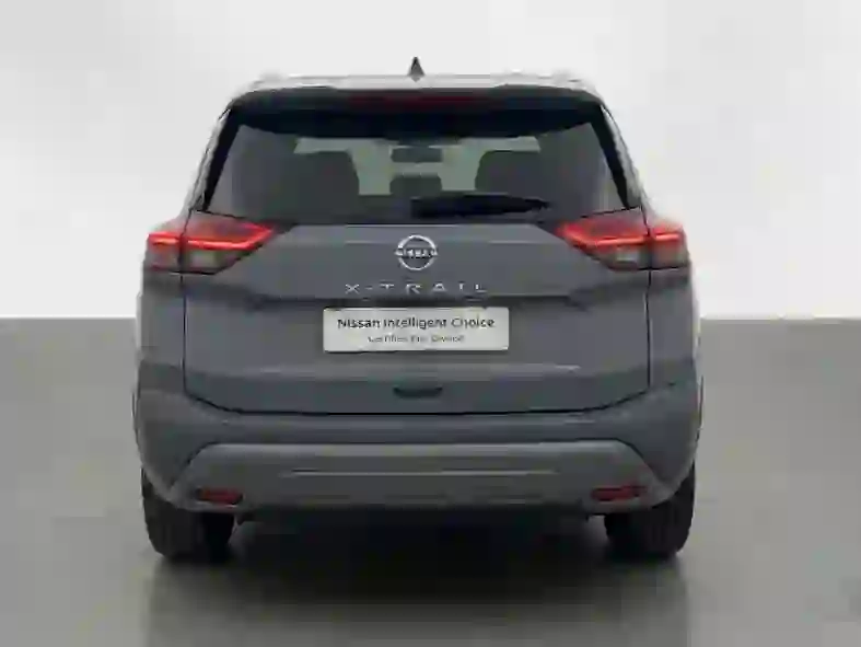 Nissan X-Trail SV 2024 - Image 2