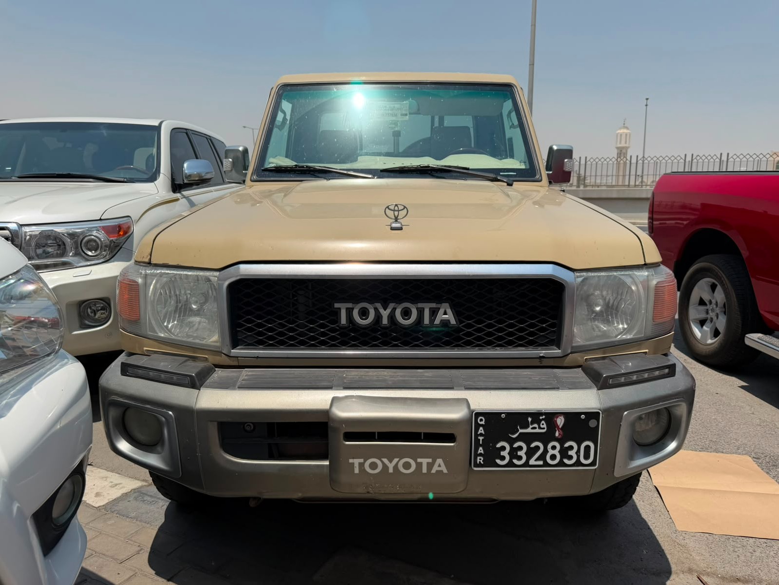 Toyota LX  2022 - Image 2