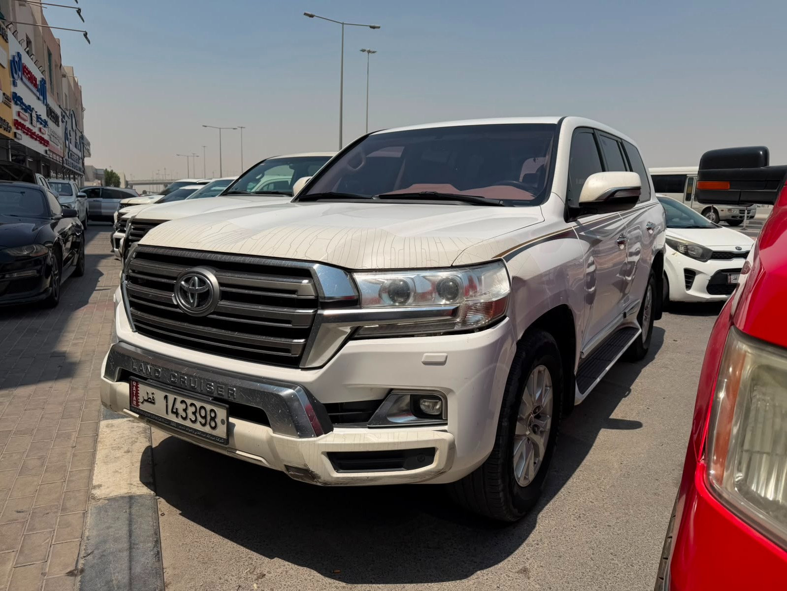 Toyota Land Cruiser GXR v8 2018 - Image 3