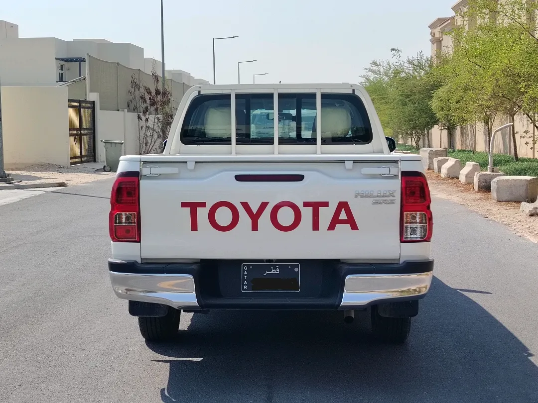 Toyota Hilux 2.7 2022 - Image 3