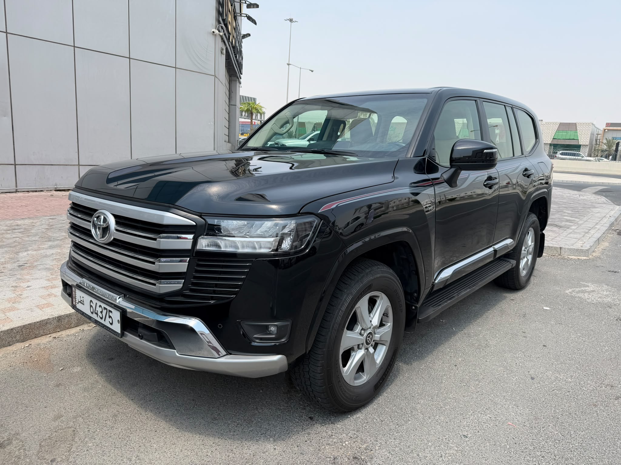 Toyota Land Cruiser GR TWIN TURBO 2022 - Image 2