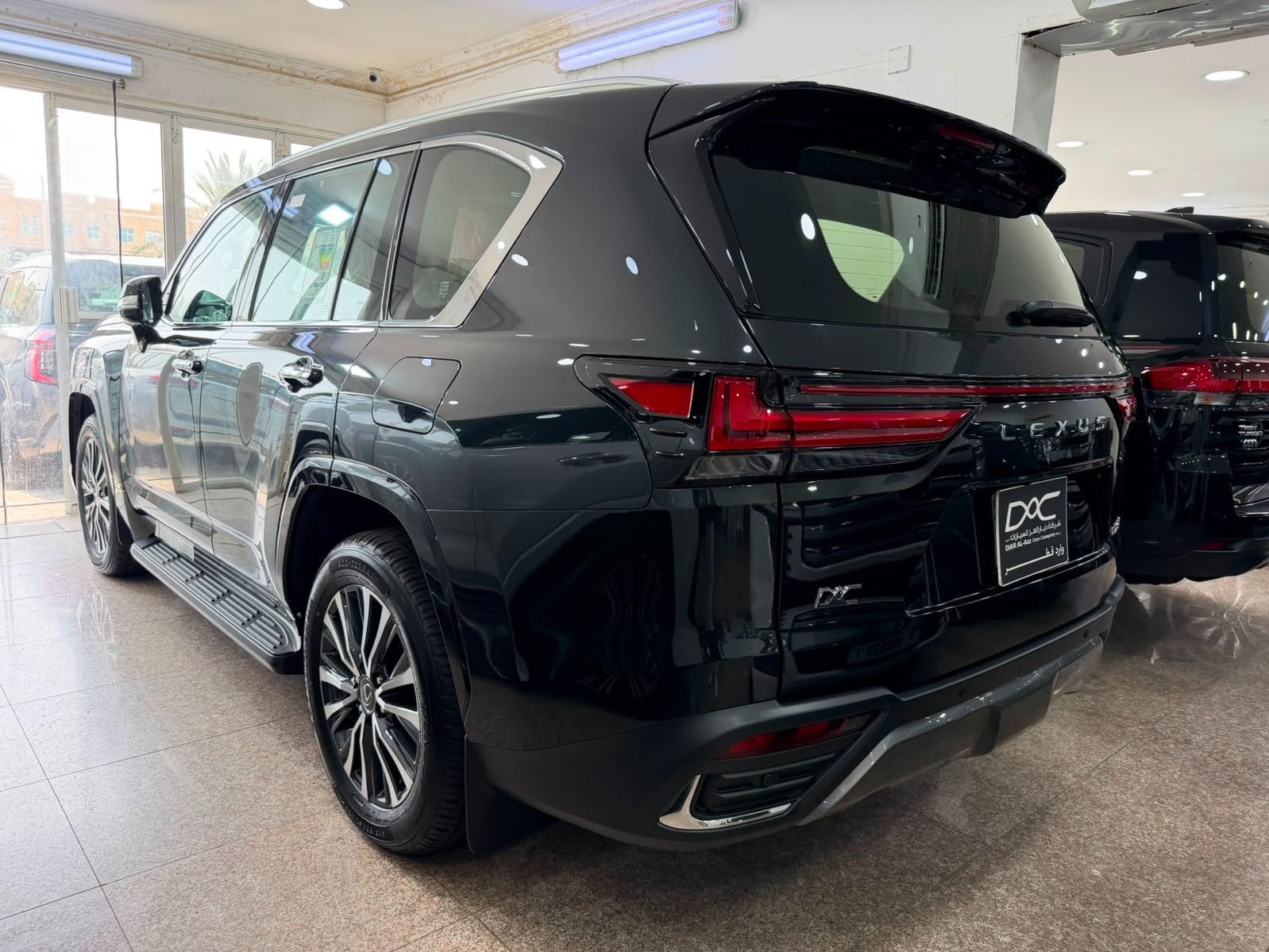 Lexus LX 600 Luxury  2026 - Image 4
