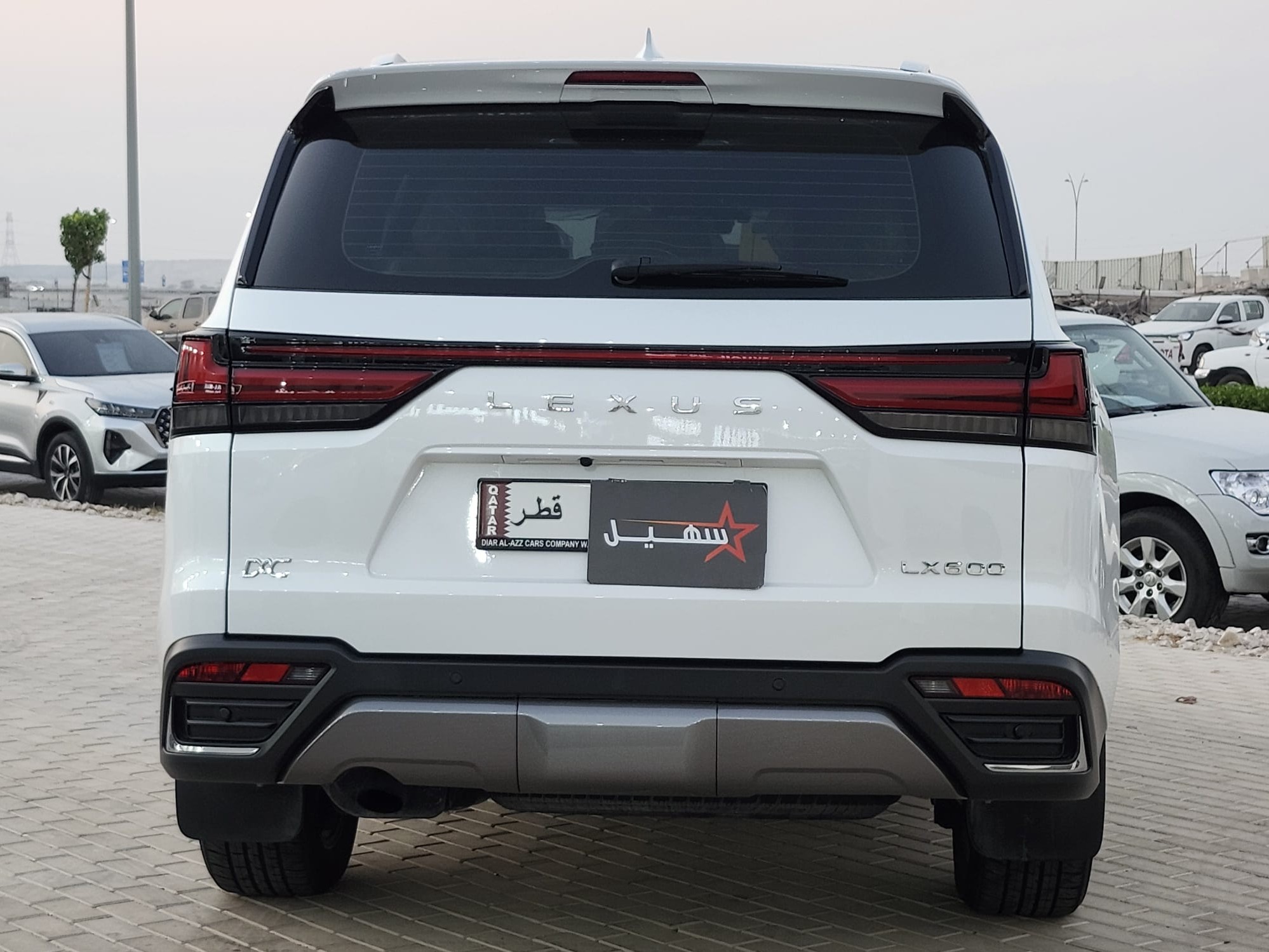Lexus LX 600 Luxury  2023 - Image 3