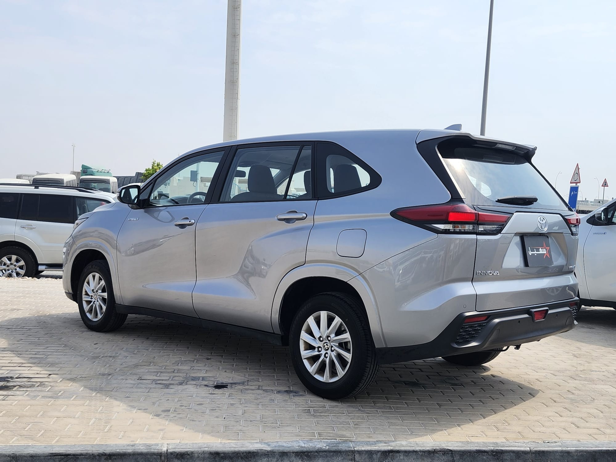 Toyota Inova 2024 - Image 3