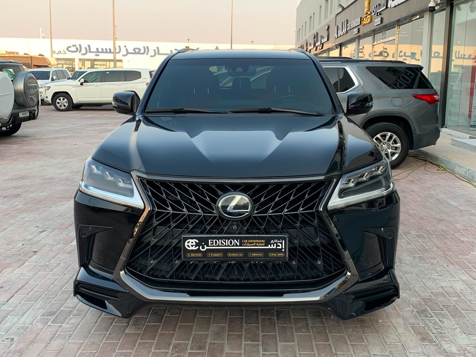 Lexus LX 570 S Black Edition 2020