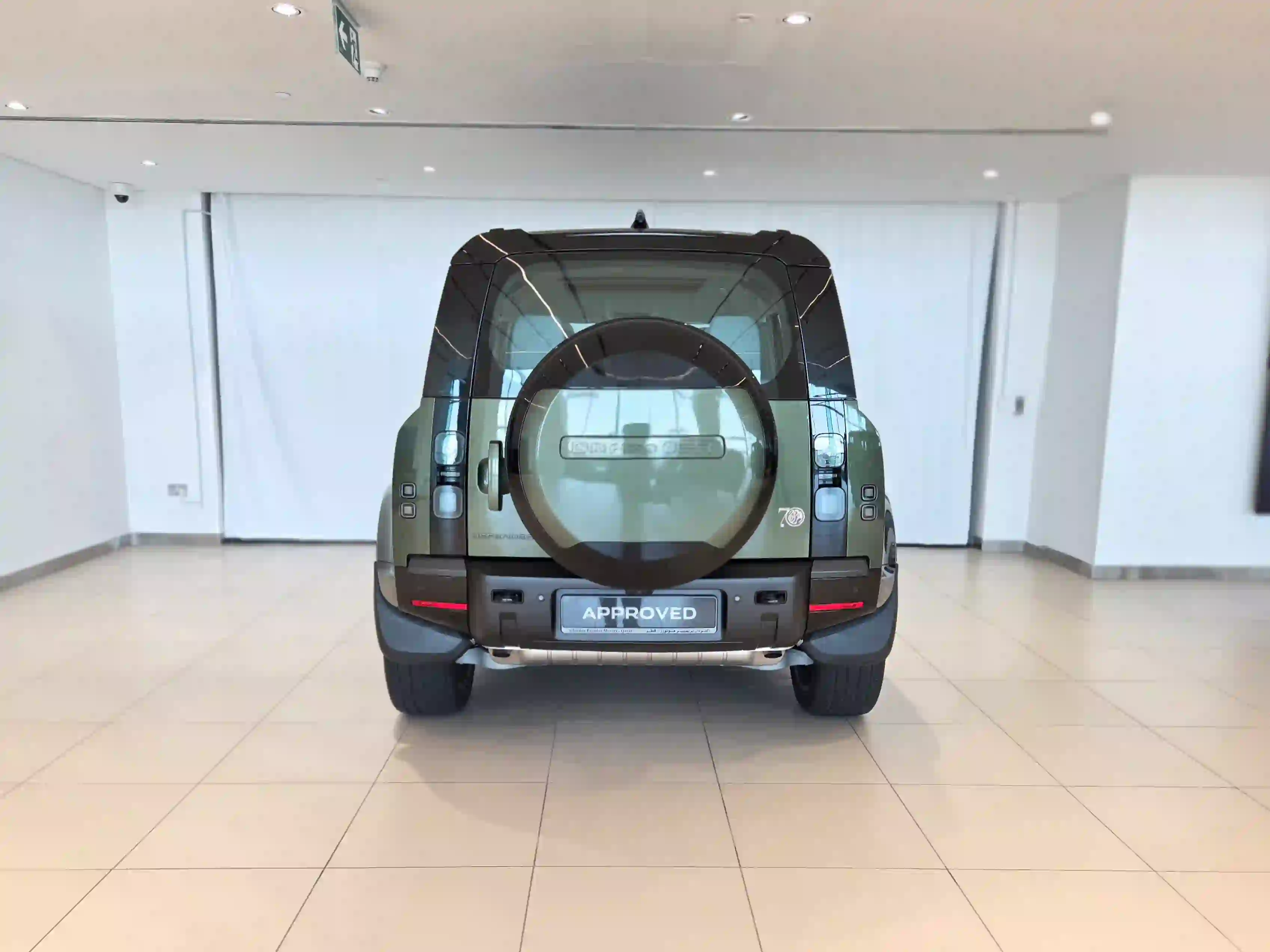 Land Rover Defender 110 3.0i6 X-Dynamic HSE 2026 - Image 2