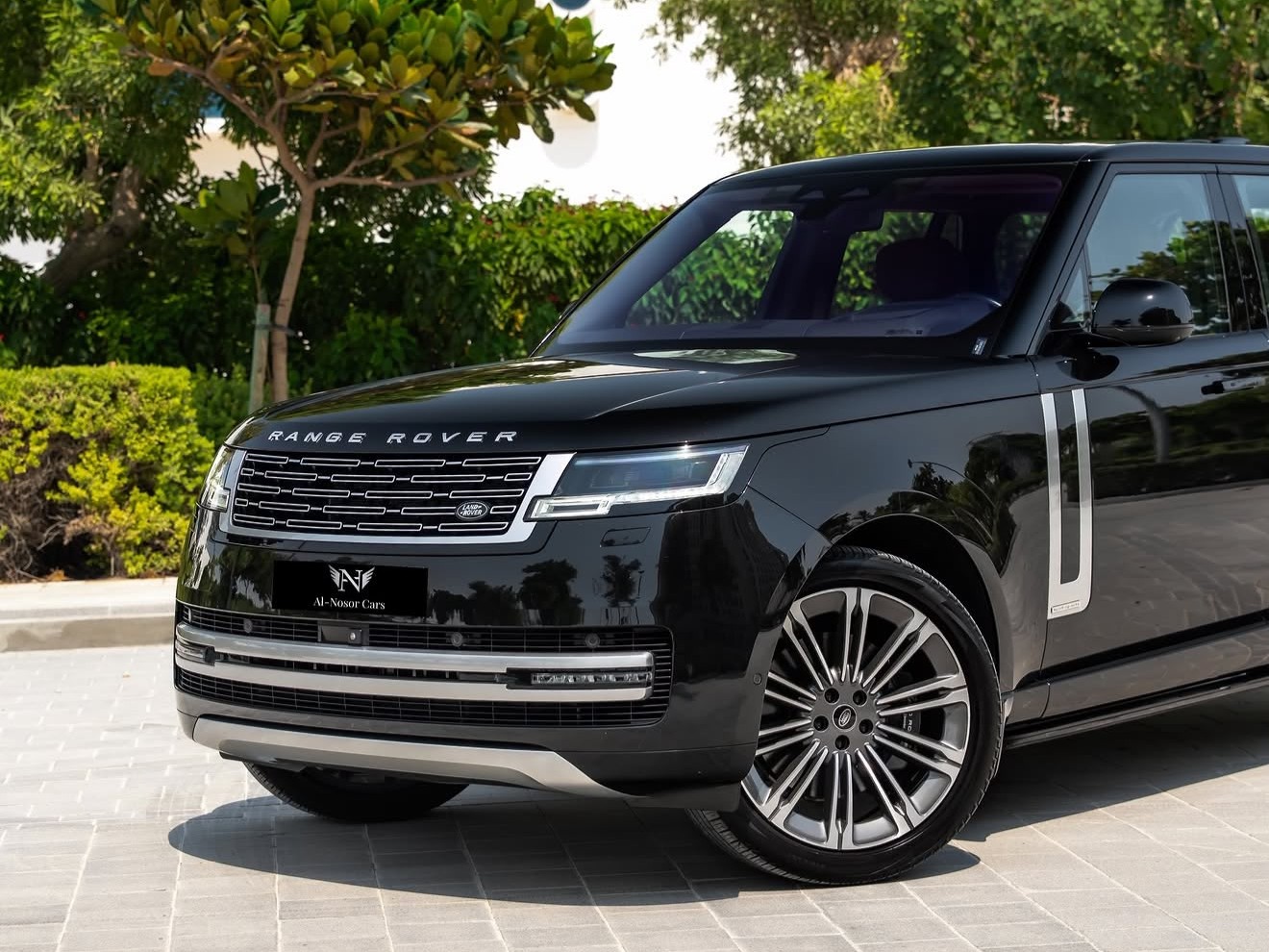 Land Rover Range Rover Vogue Autobiography 2022 - Image 2
