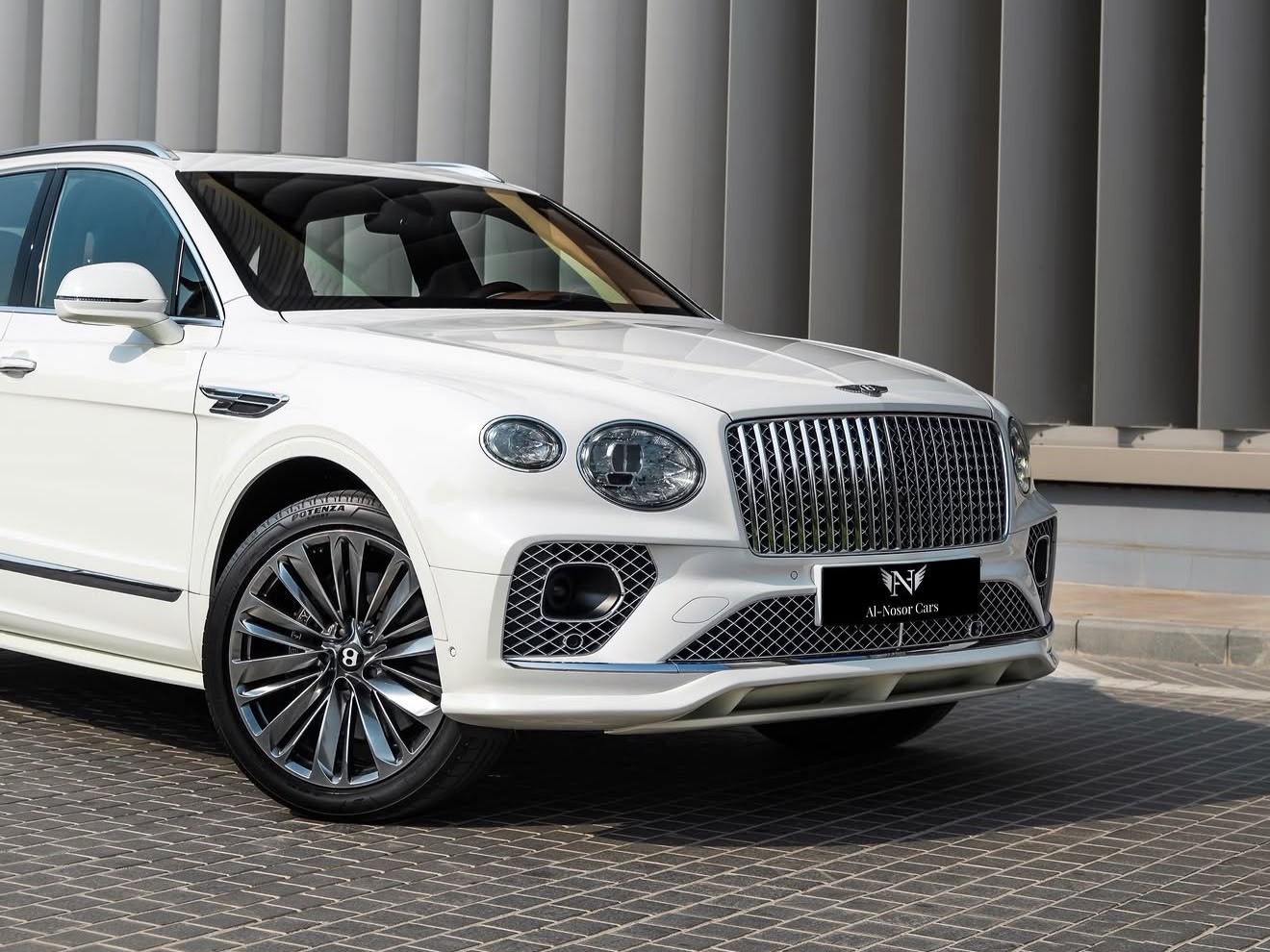 Bentley Bentayga 2021 - Image 2
