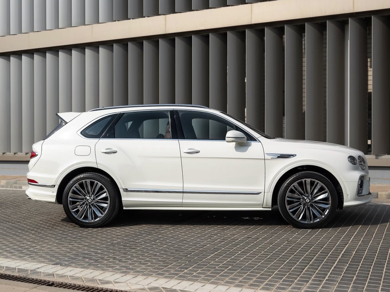 Bentley Bentayga 2021 - Image 3