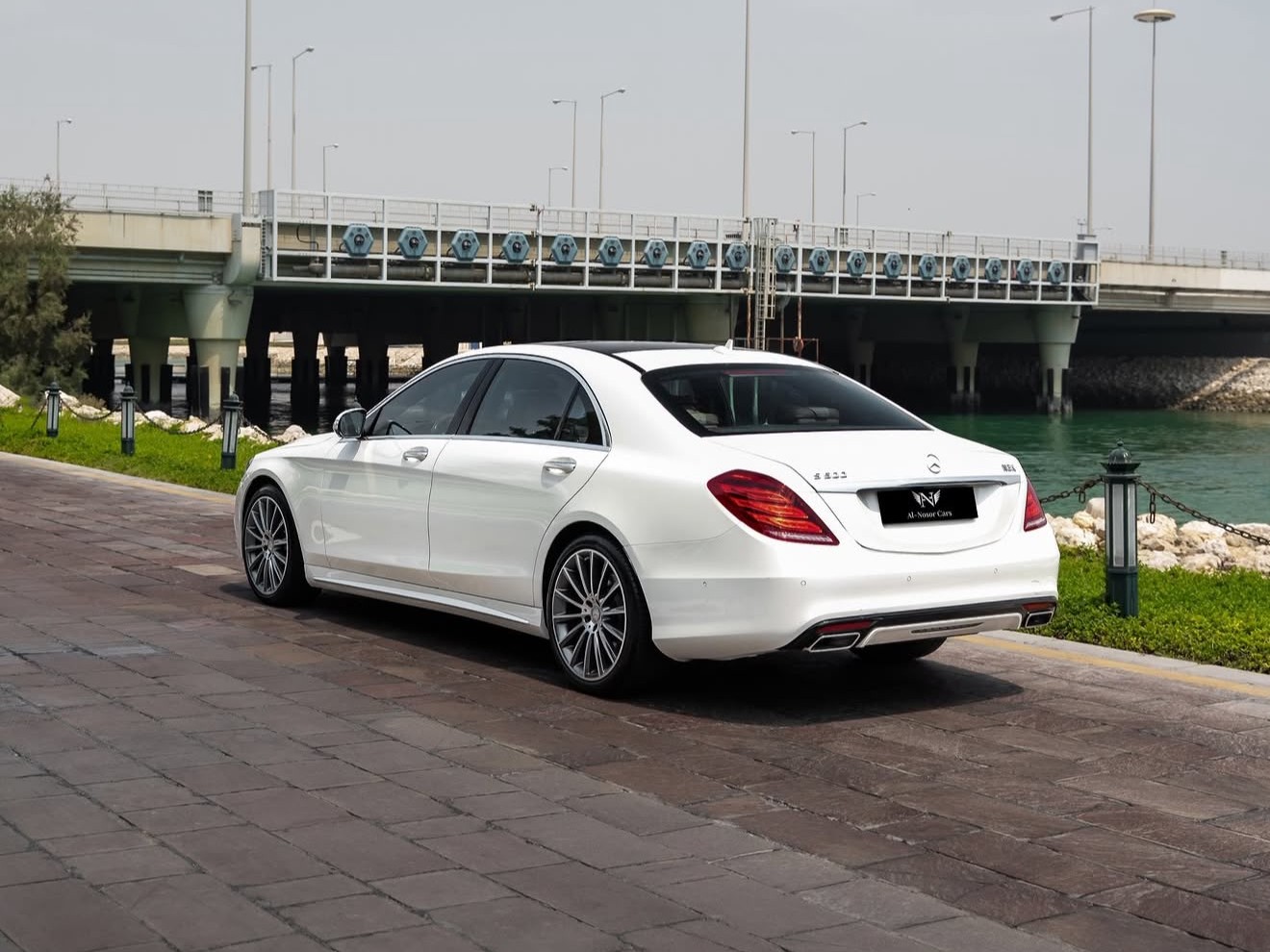 Mercedes-Benz S-Class Sedan 400 2016 - Image 4