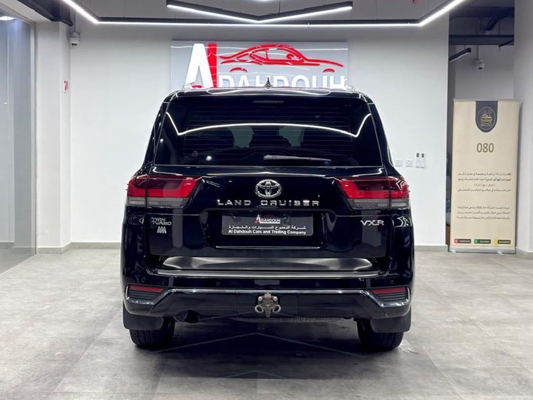 Toyota Land Cruiser VXR Twin Turbo 2023 - Image 4