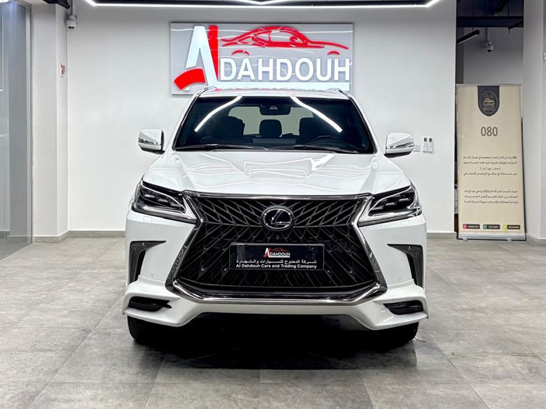 Lexus LX 570 S 2017 - Image 2