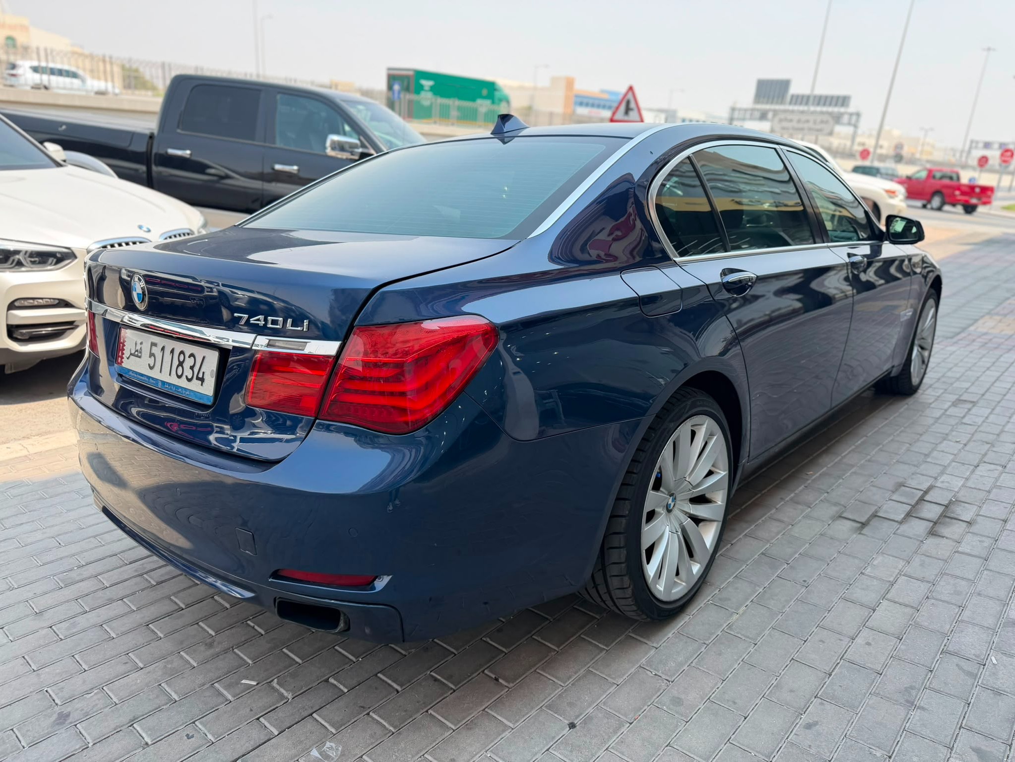 BMW 7-Series 740 Li 2012 - Image 4