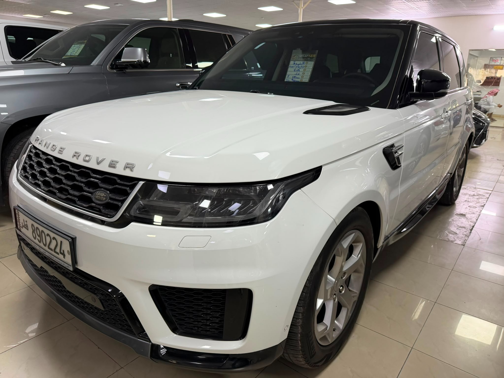 Land Rover Range Rover Sport 2019 - Image 3