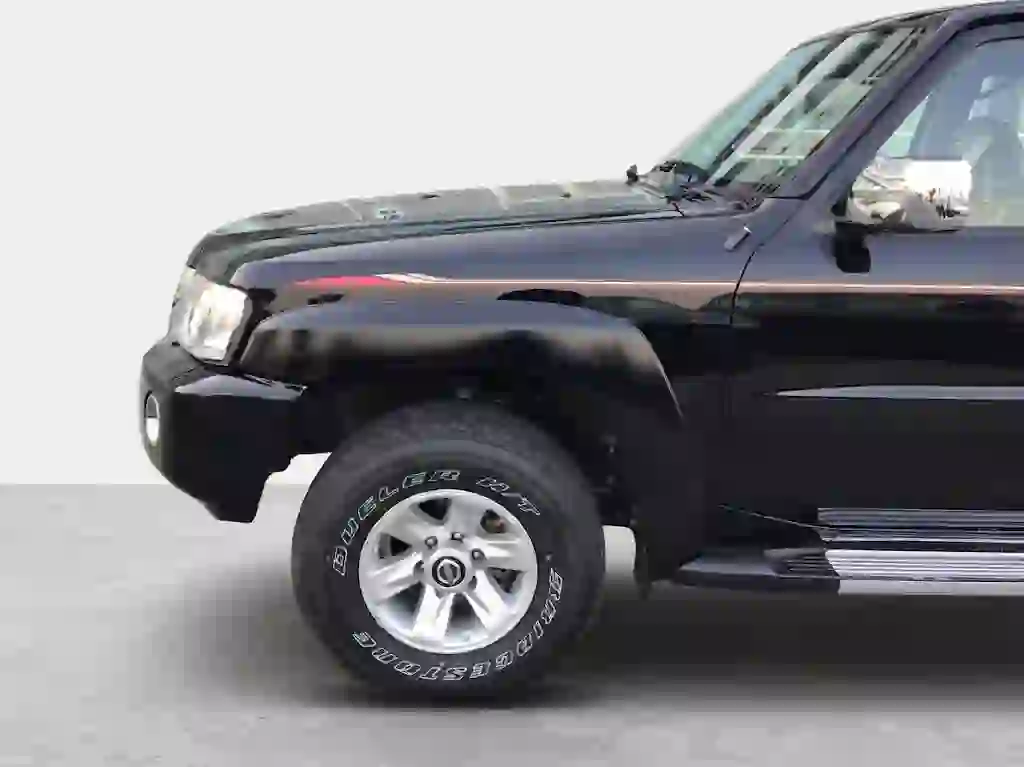 Nissan Patrol Safari 2024 - Image 4