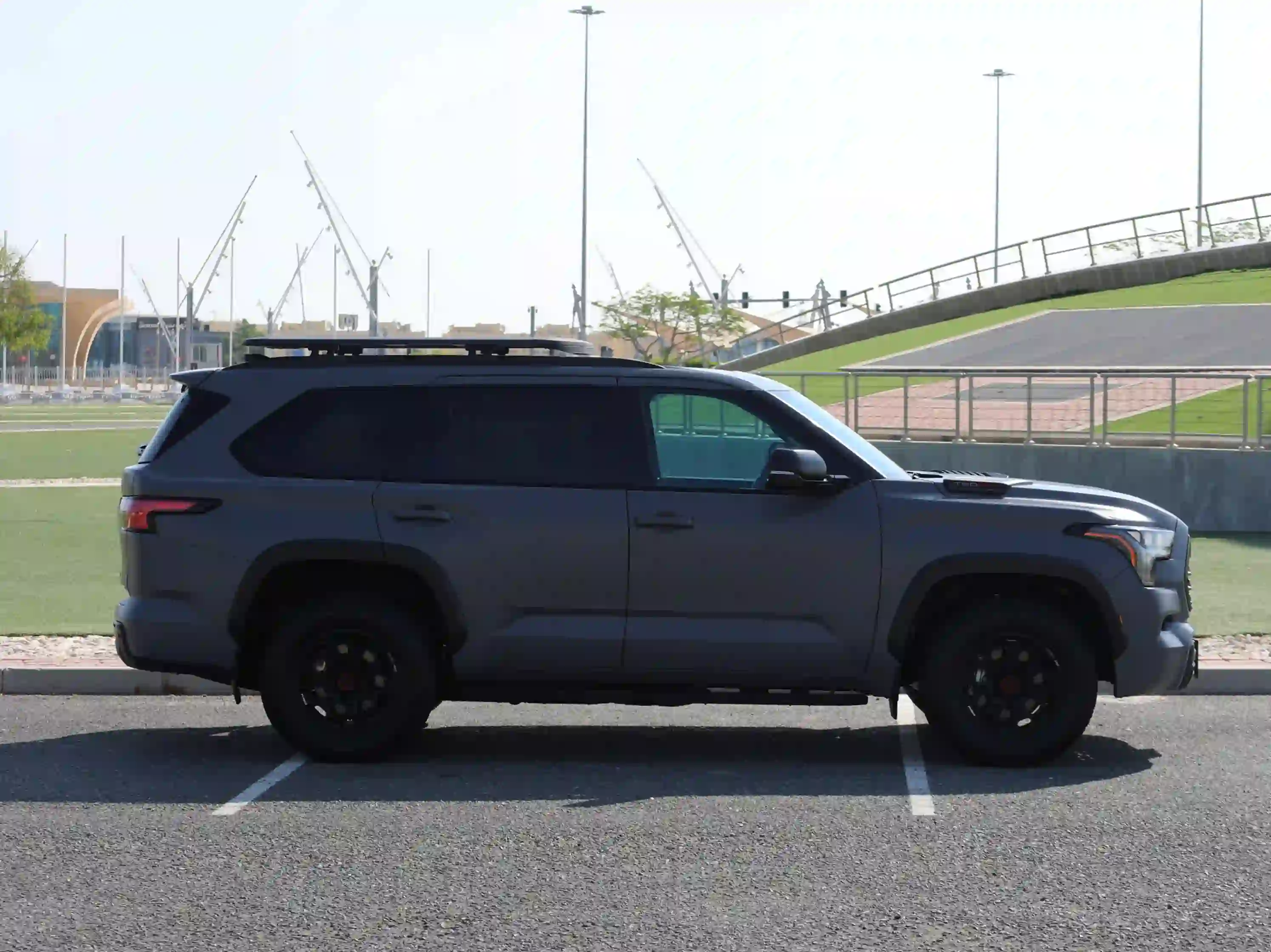Toyota Sequoia 2023 - Image 4