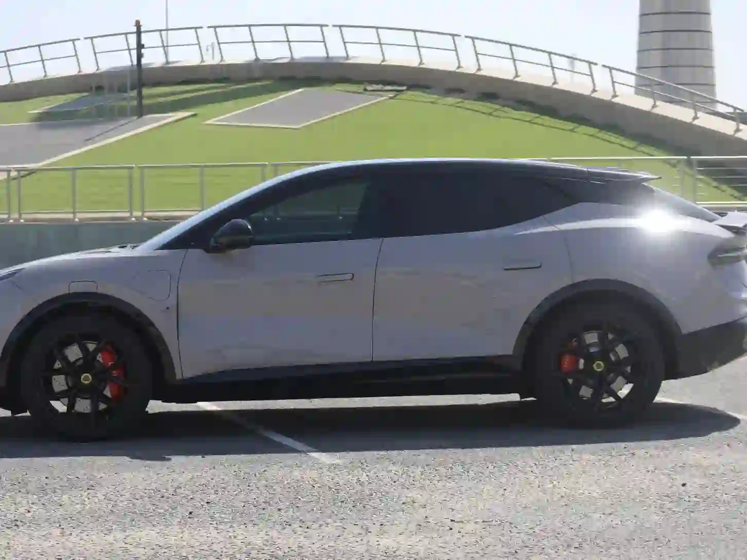 Lotus Eletre S 2024 - Image 4