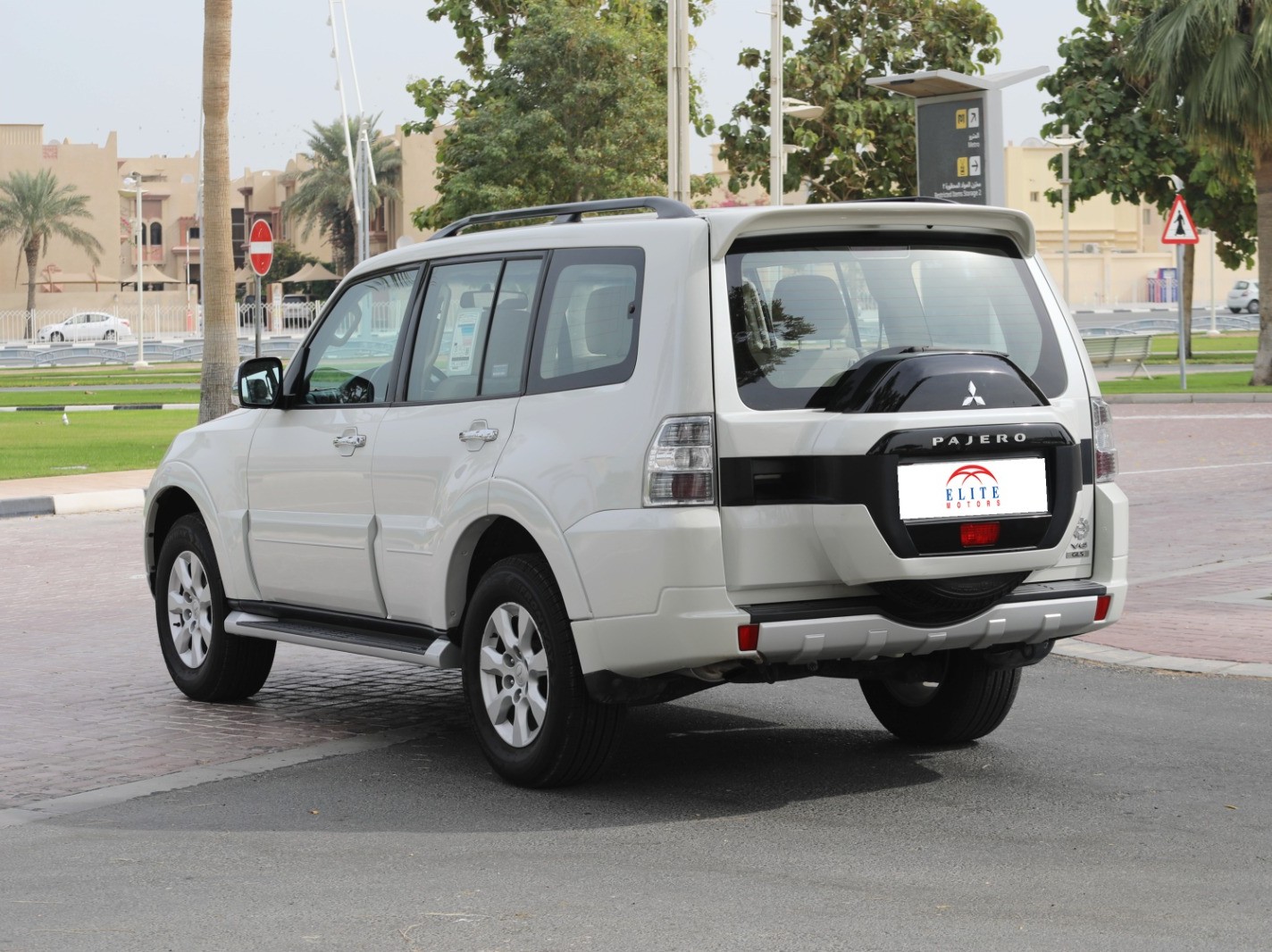 Mitsubishi Pajero 3.5 2020 - Image 4