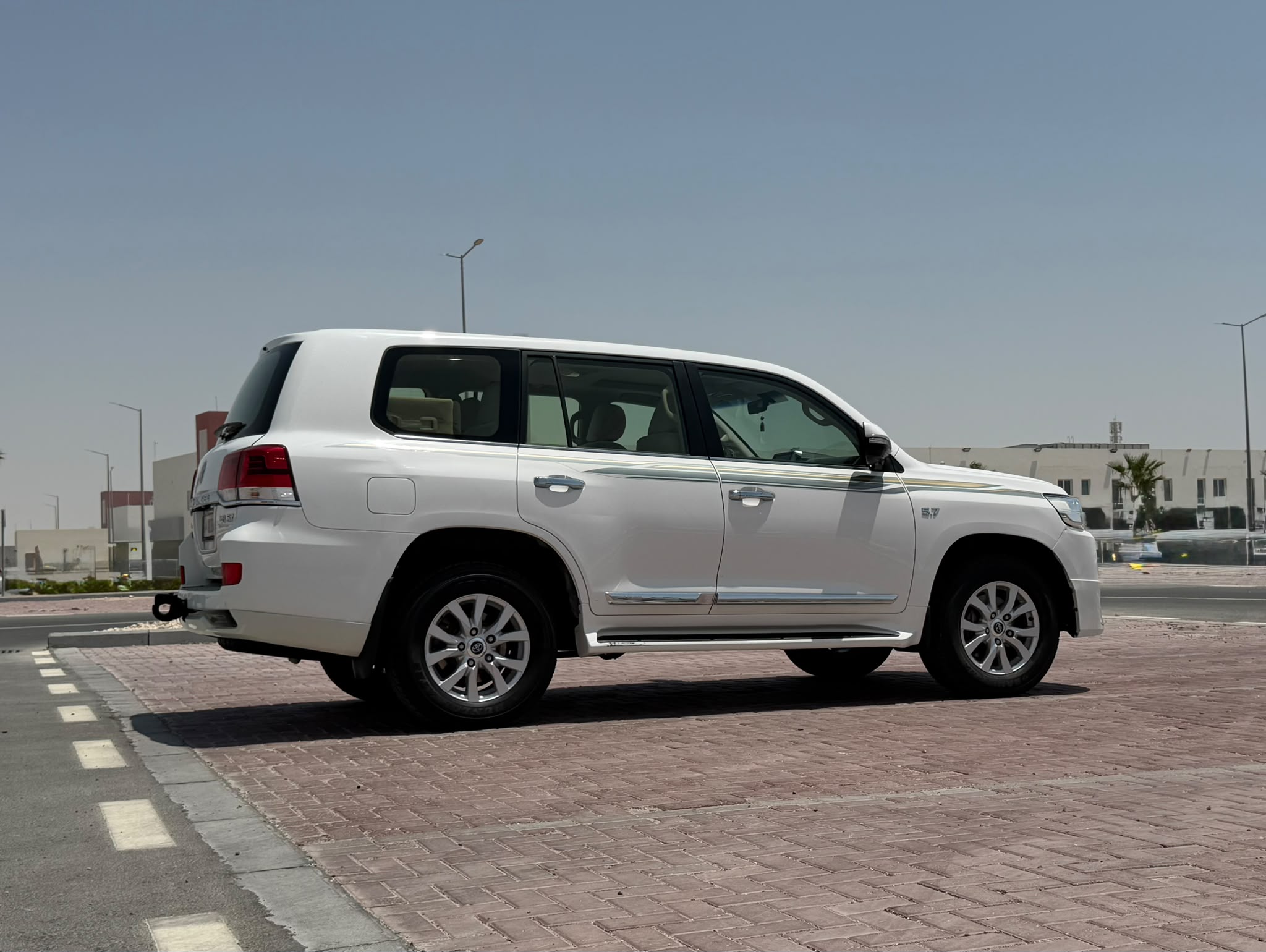 Toyota Land Cruiser VX.R 2018 - Image 3