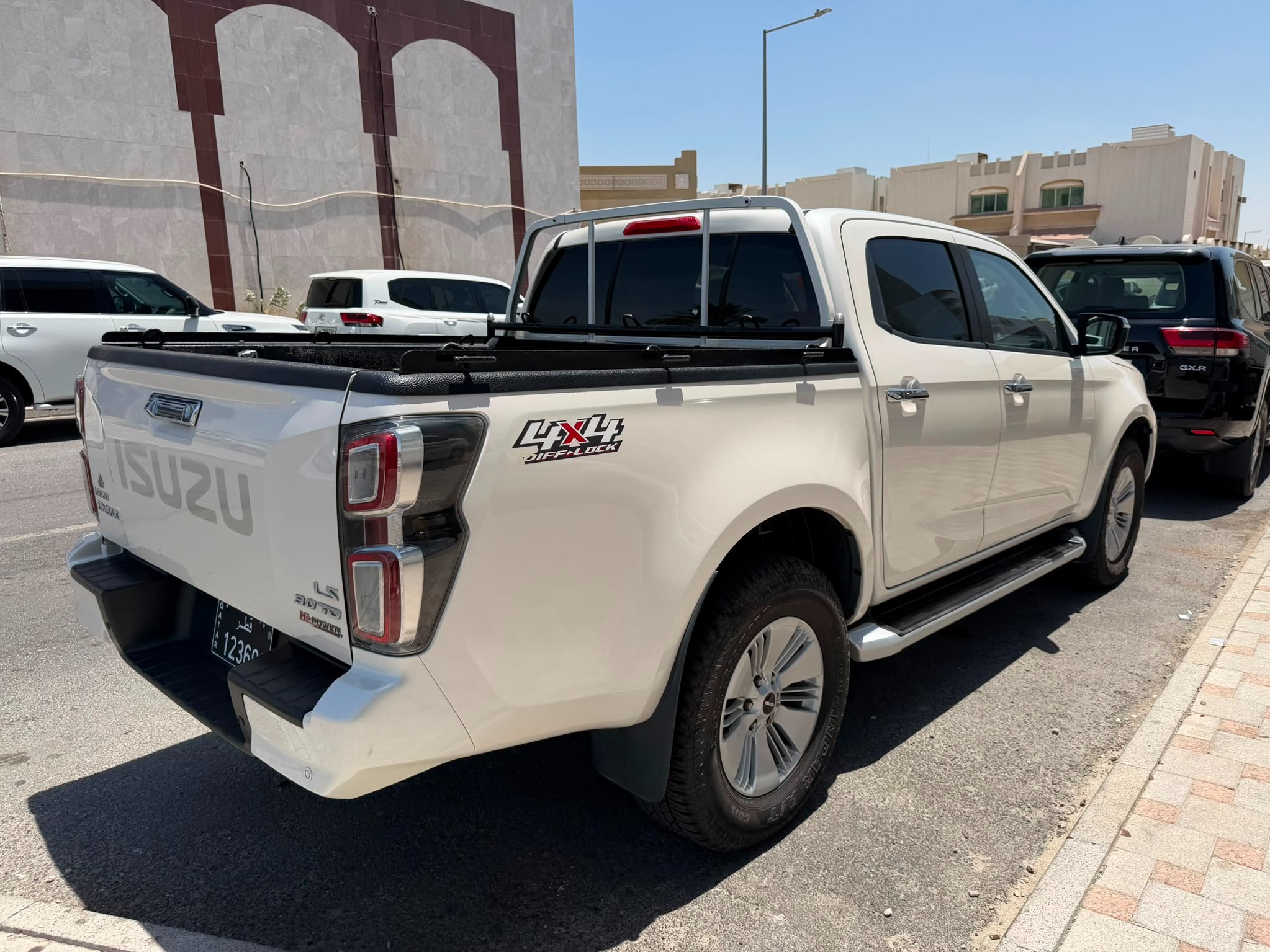 ISUZU D’MAX 2022 - Image 4
