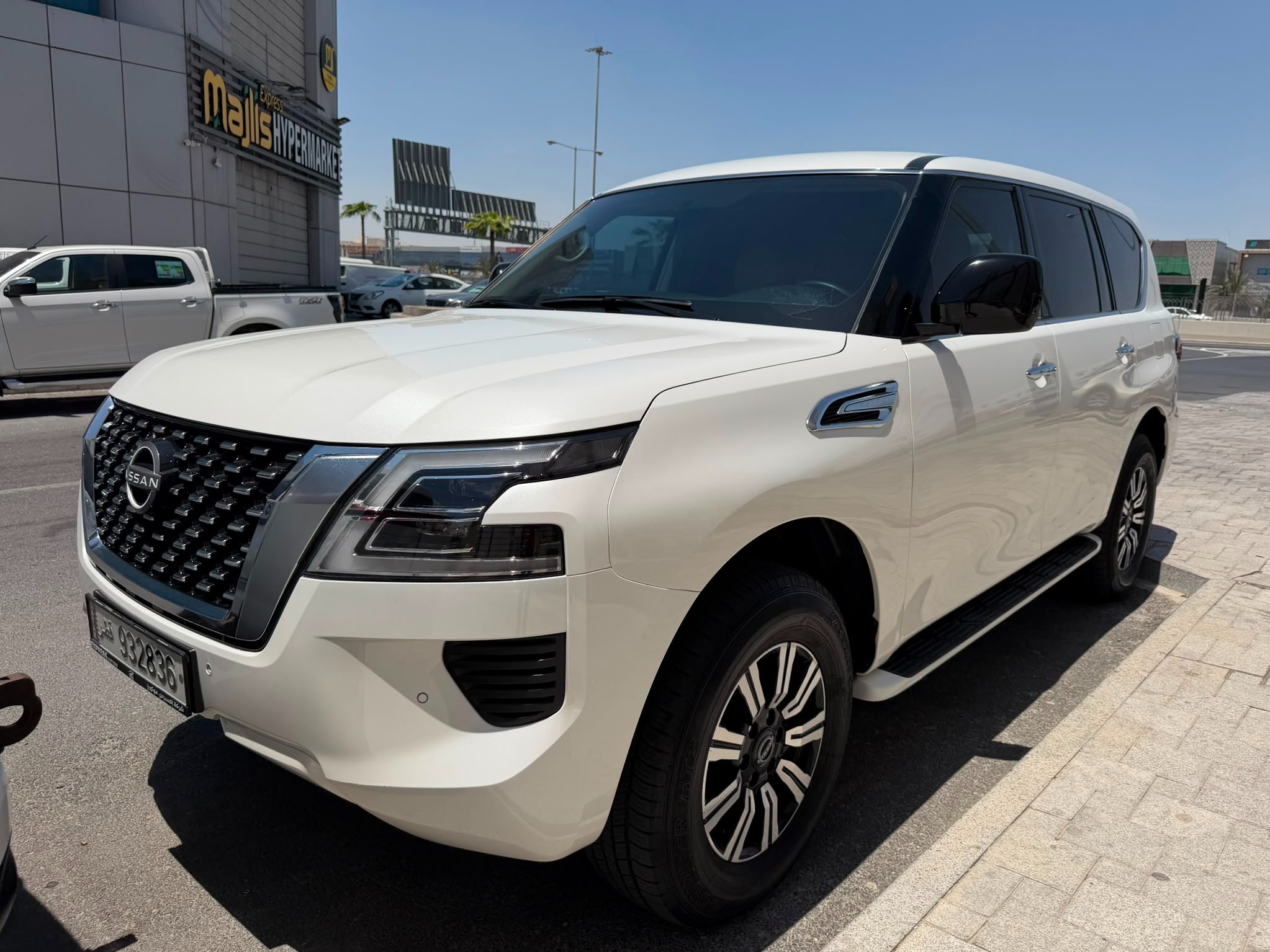 Nissan Patrol XE 2024 - Image 2