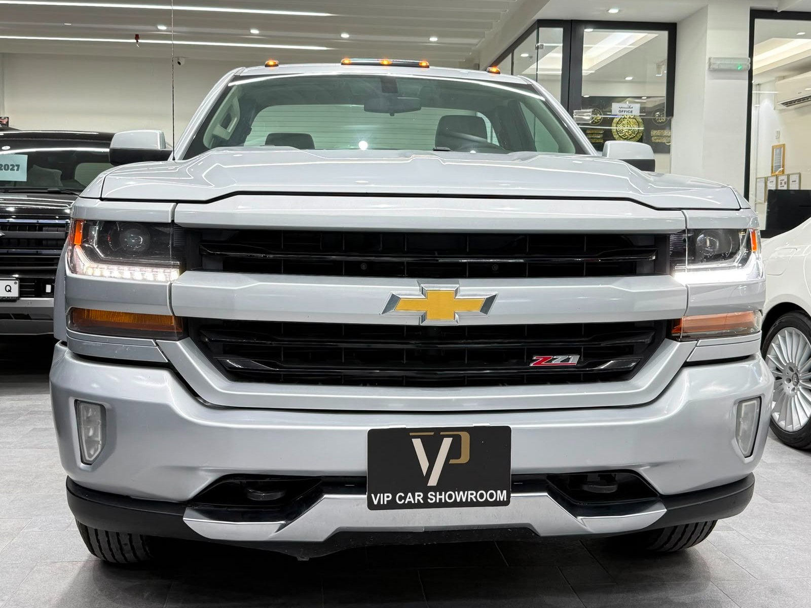 Chevrolet Silverado LT 2018 - Image 2