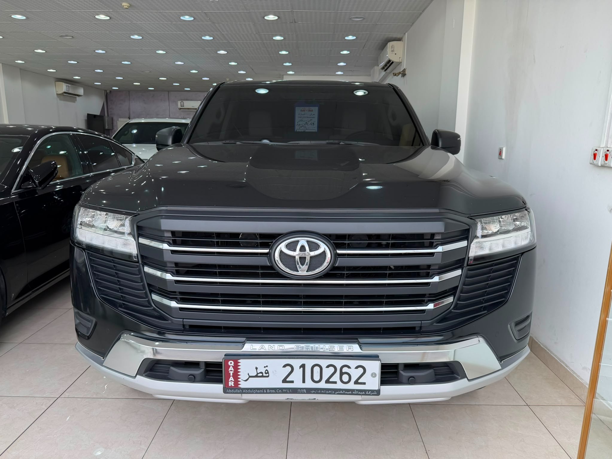 Toyota Land Cruiser GX 2023 - Image 2