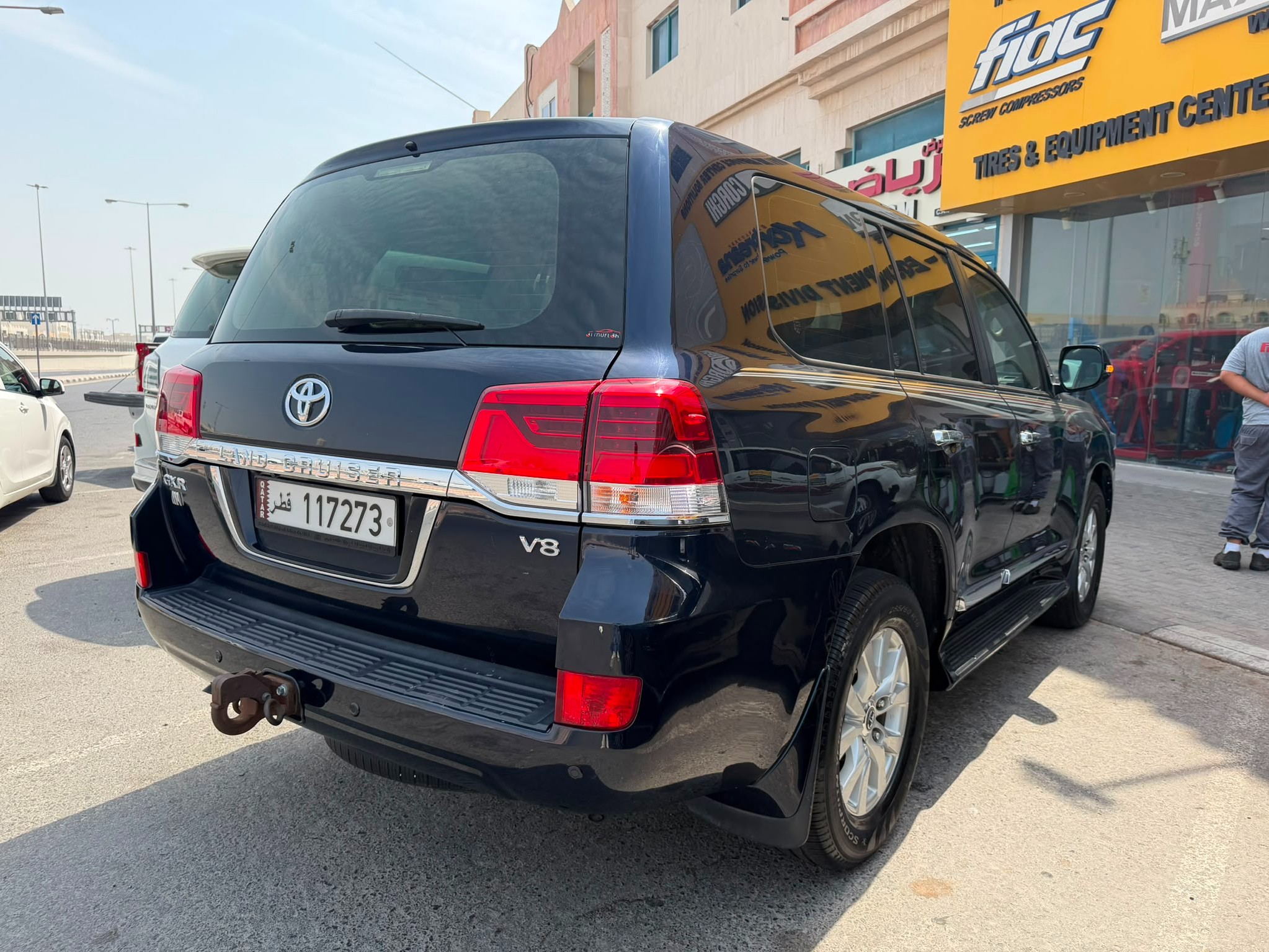 Toyota Land Cruiser GXR v8 2018 - Image 4