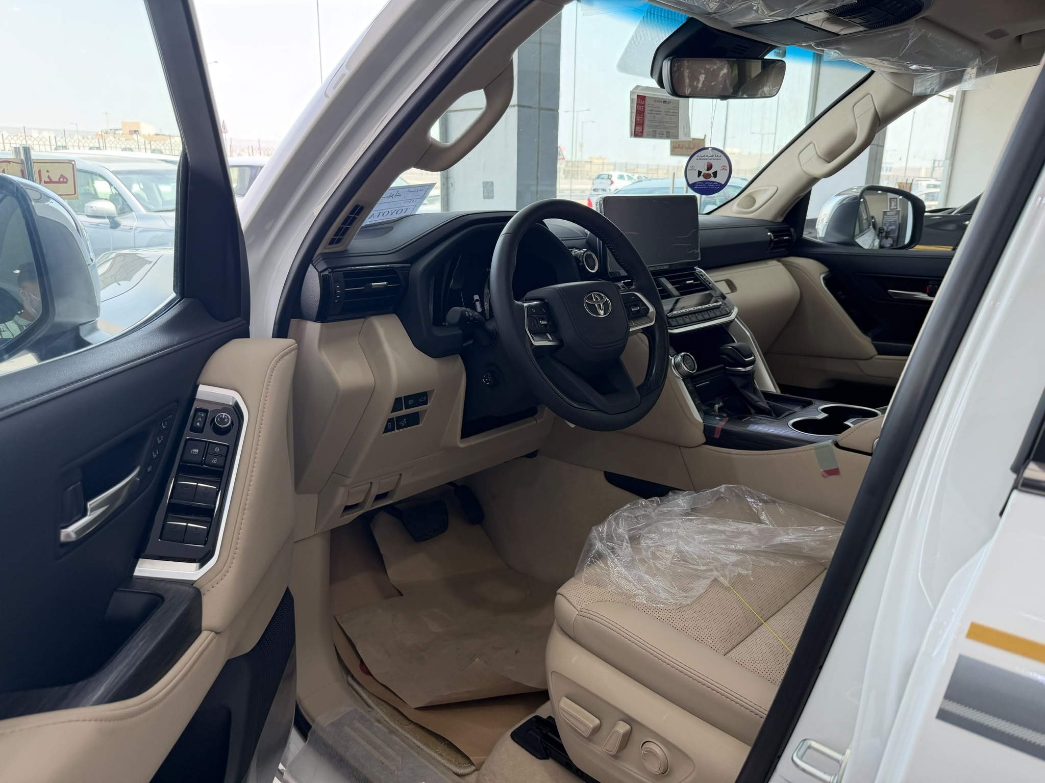 Toyota Land Cruiser VXR Twin Turbo 2026 - Image 4