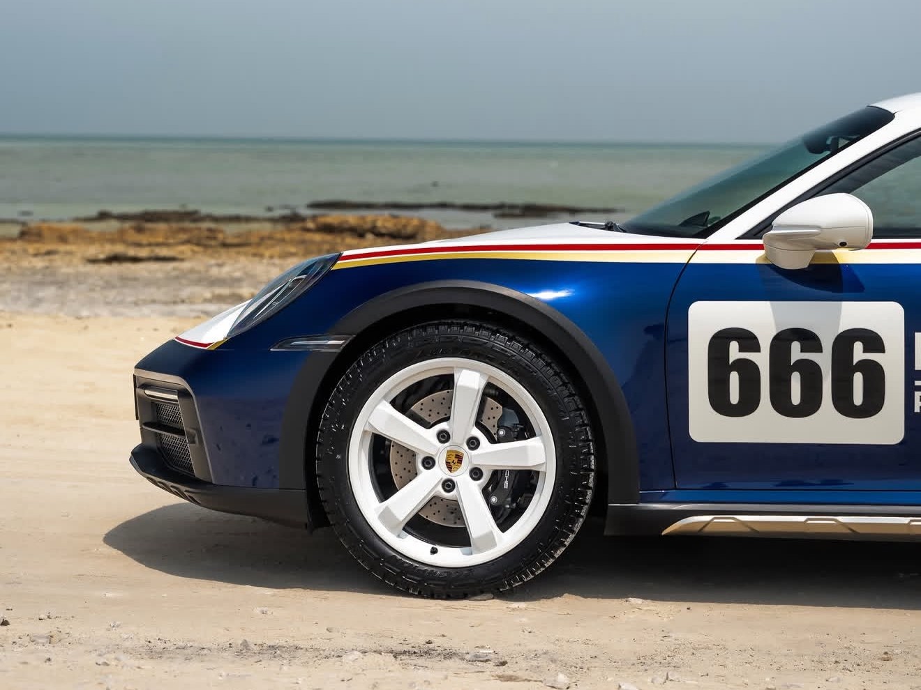 Porsche 911 Dakar 2023 - Image 3