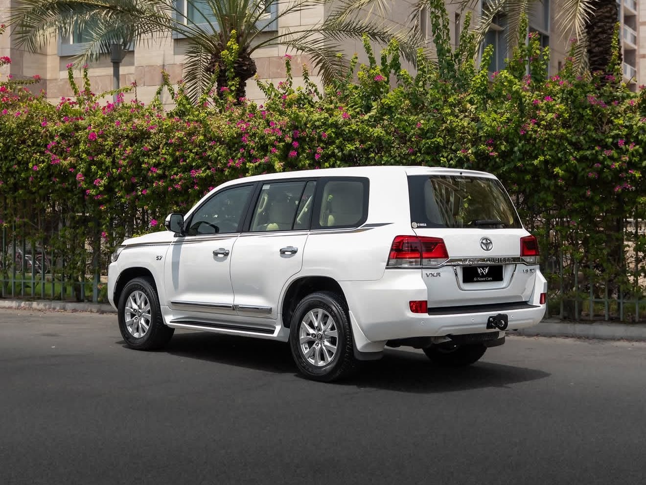 Toyota Land Cruiser VX.R 2019 - Image 4