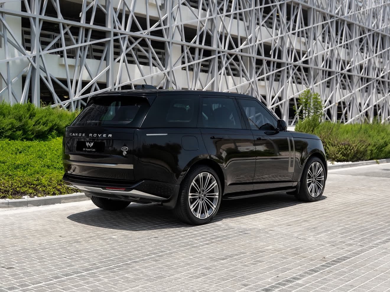 Land Rover Range Rover Vogue SE 2023 - Image 4