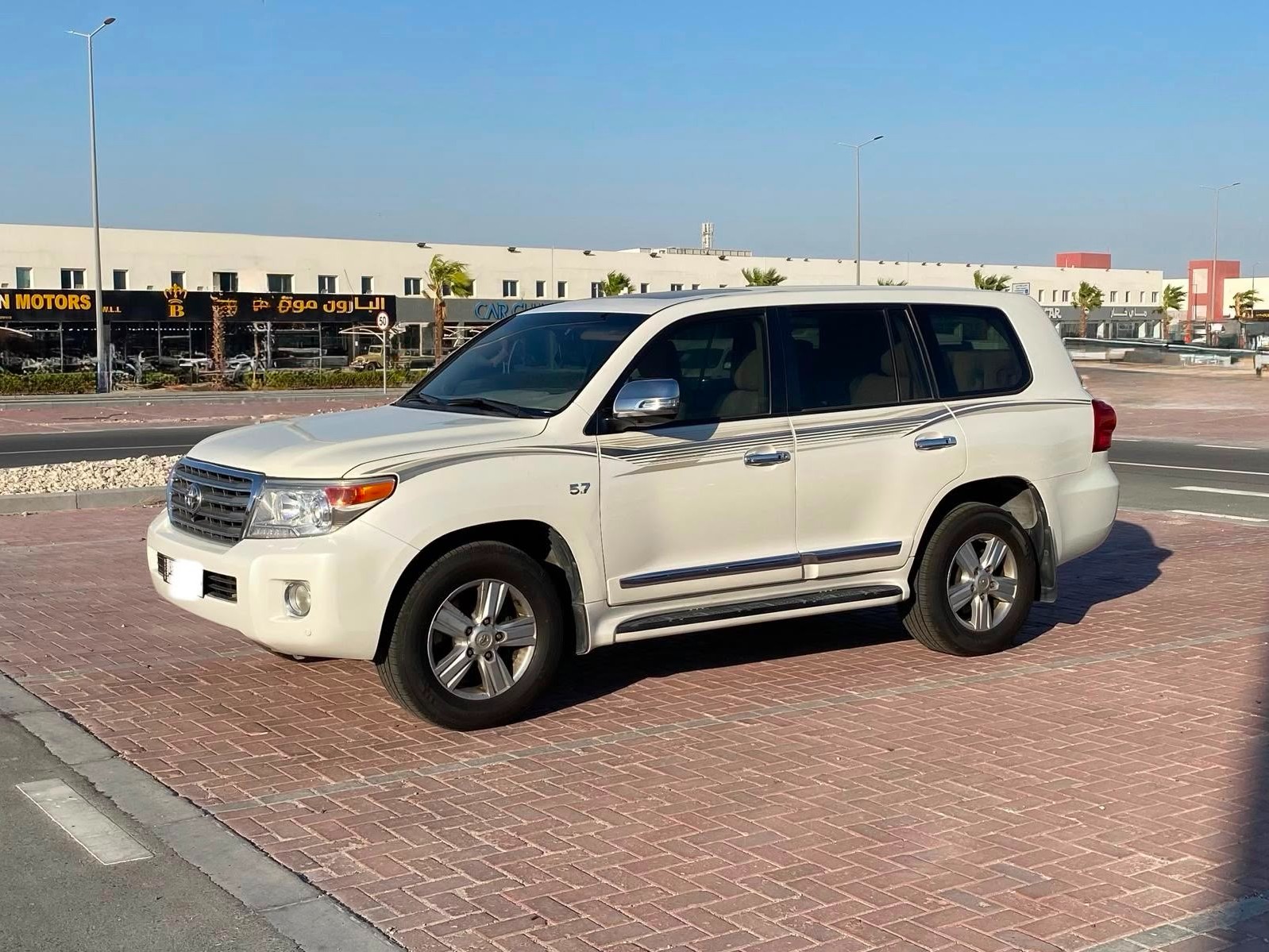 Toyota Land Cruiser VX.R 2015 - Image 3