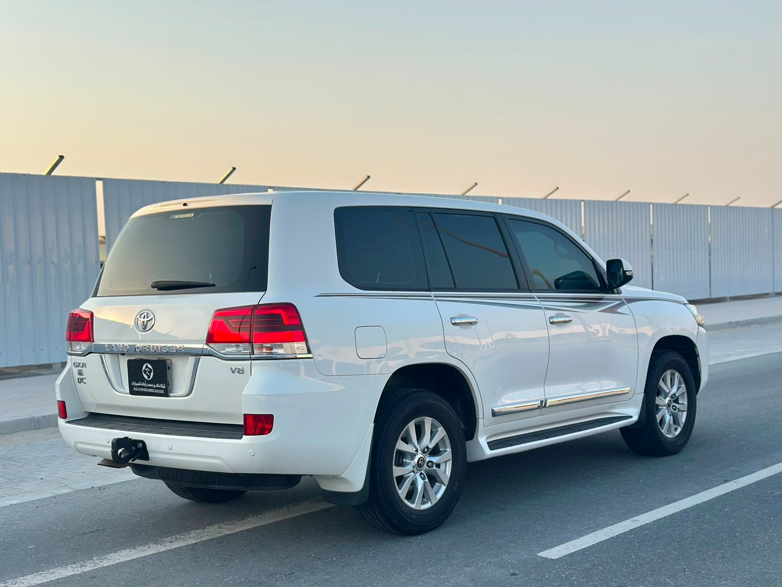 Toyota Land Cruiser GXR v8 2018 - Image 4