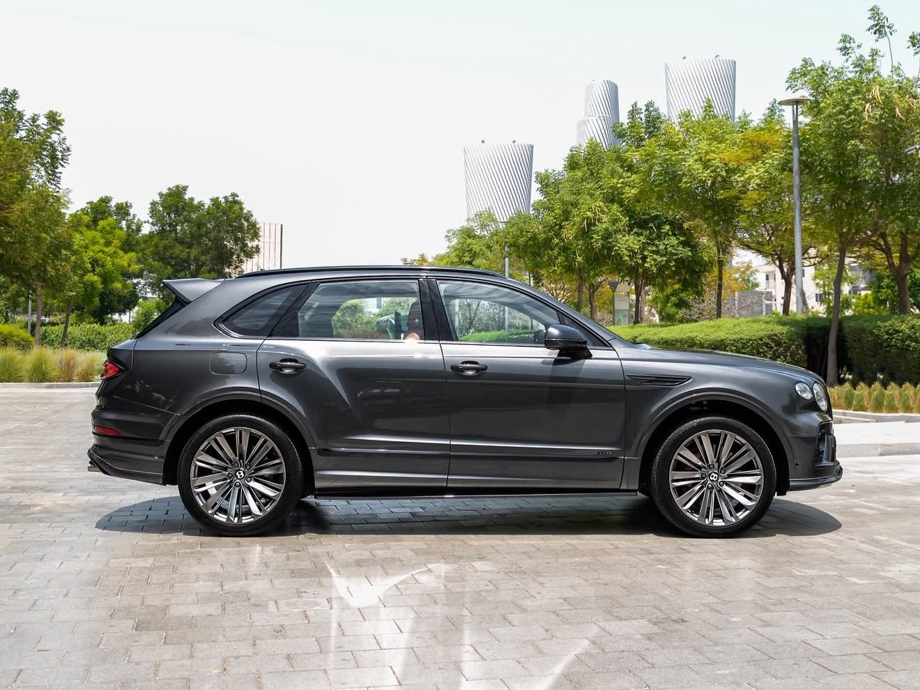 Bentley Bentayga .S 2022 - Image 3