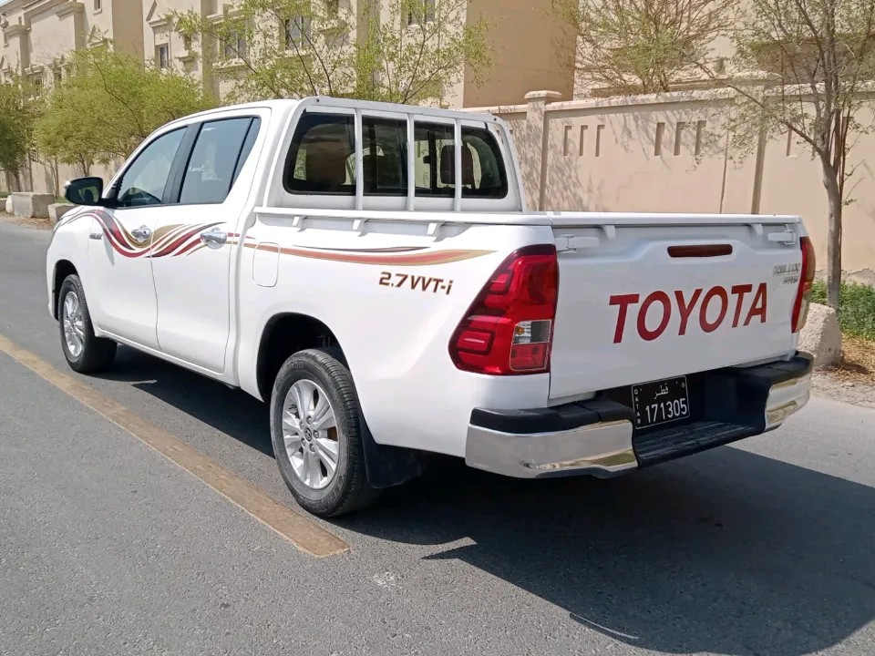 Toyota Hilux 2.7 2021 - Image 3