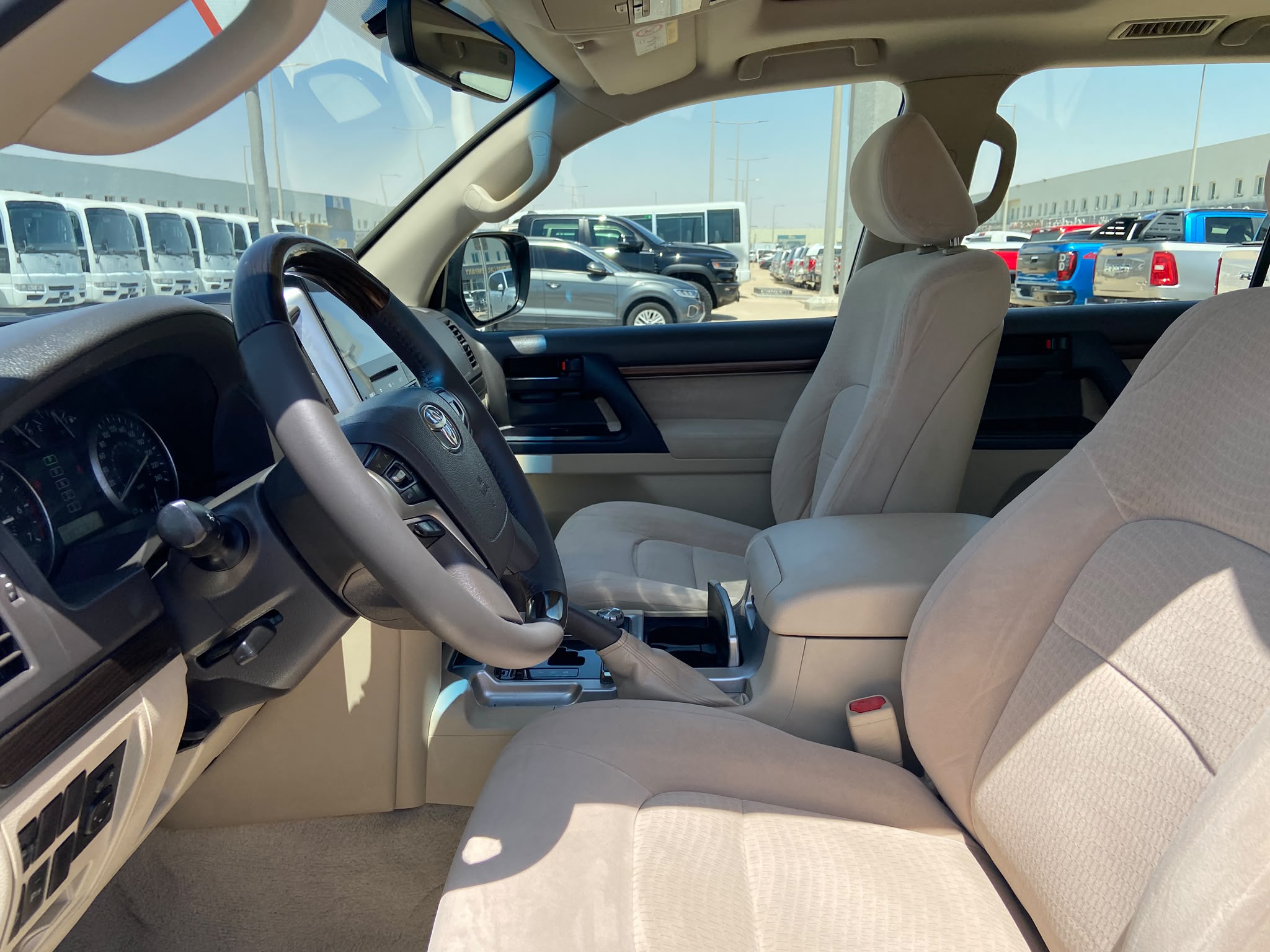 Toyota Land Cruiser GX.R 2019 - Image 2