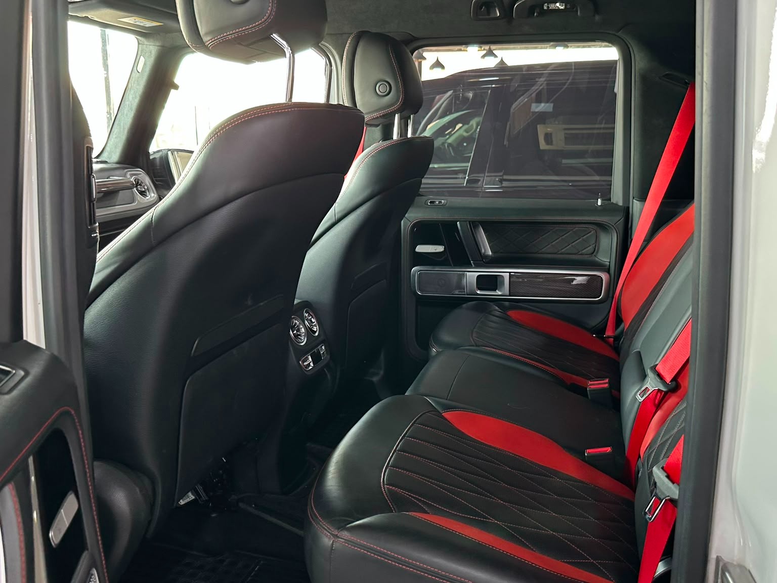 Mercedes-Benz G-Class 63 AMG 2019 - Image 2
