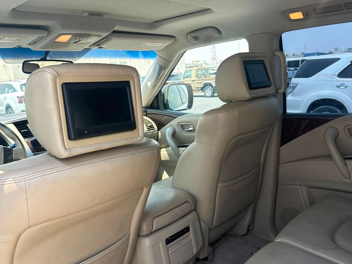 Nissan Patrol SE 2012 - Image 2