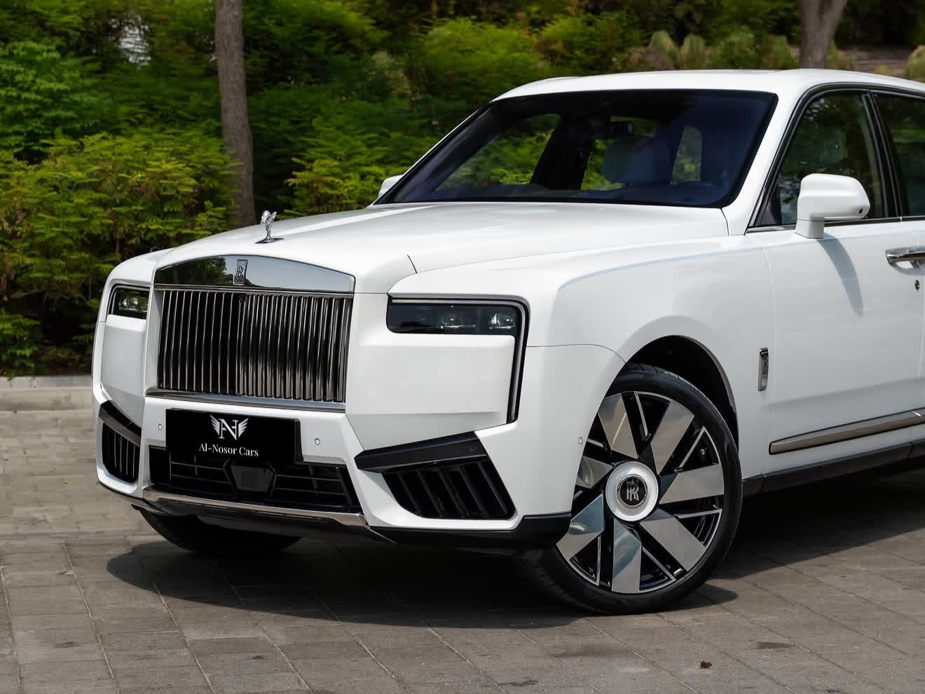 Rolls-Royce Cullinan 2026 - Image 2