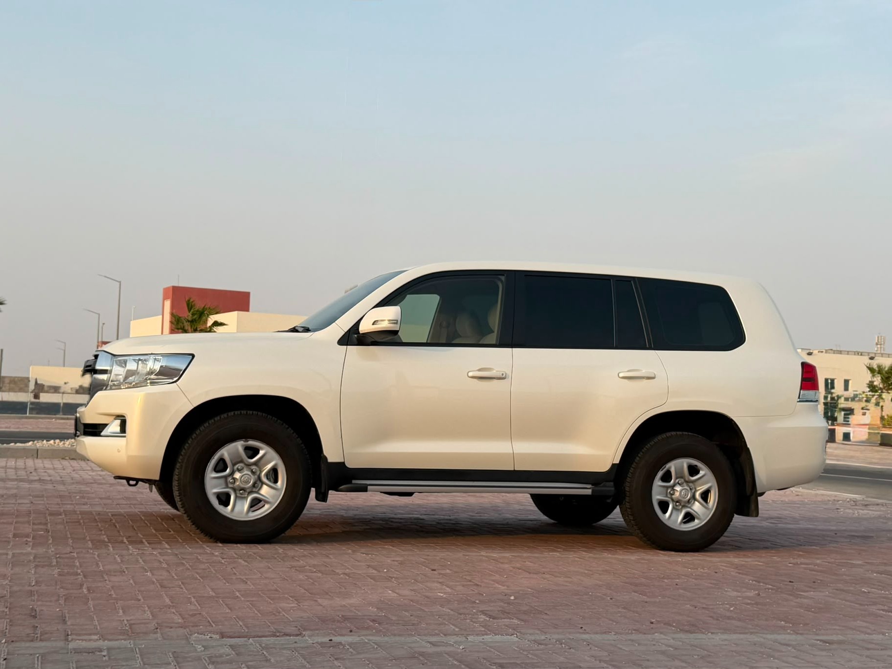 Toyota Land Cruiser GX 2021 - Image 3