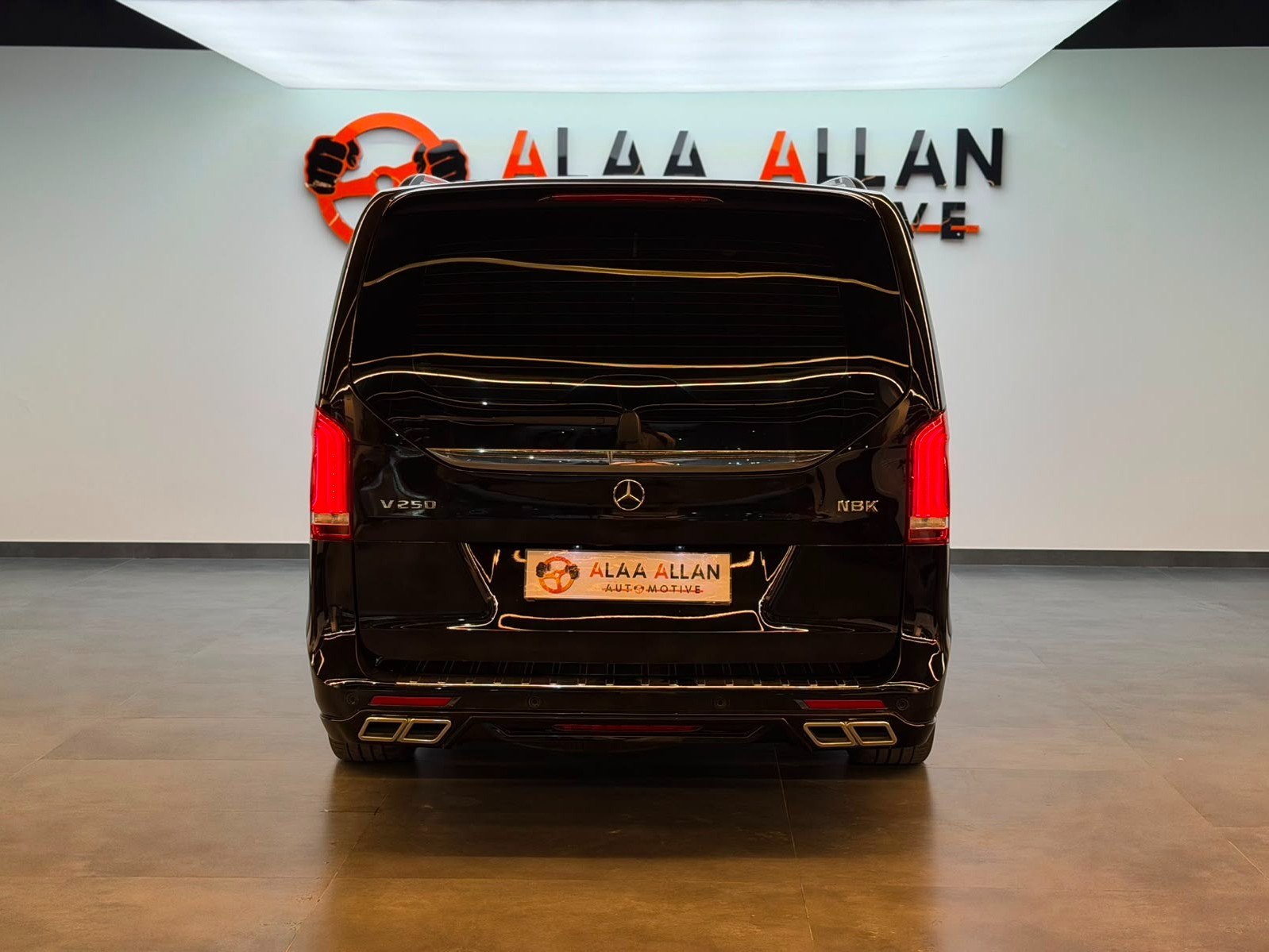 Mercedes-Benz V-Class 250 2024 - Image 3