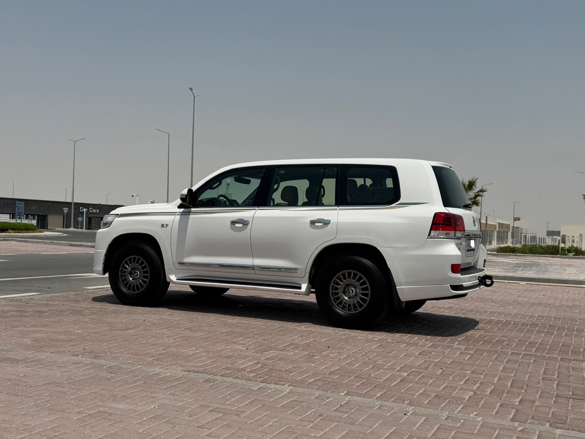 Toyota Land Cruiser VX.R 2018 - Image 3