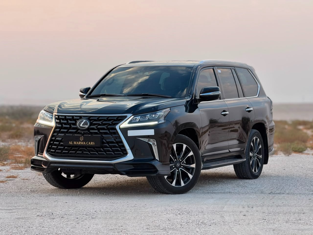 Lexus LX 570 S Black Edition 2021 - Image 3