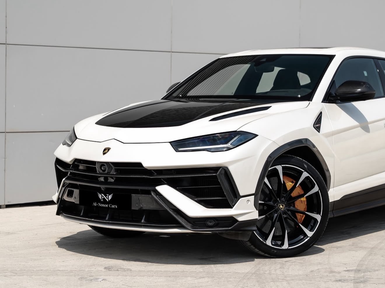 Lamborghini Urus 2023 - Image 2