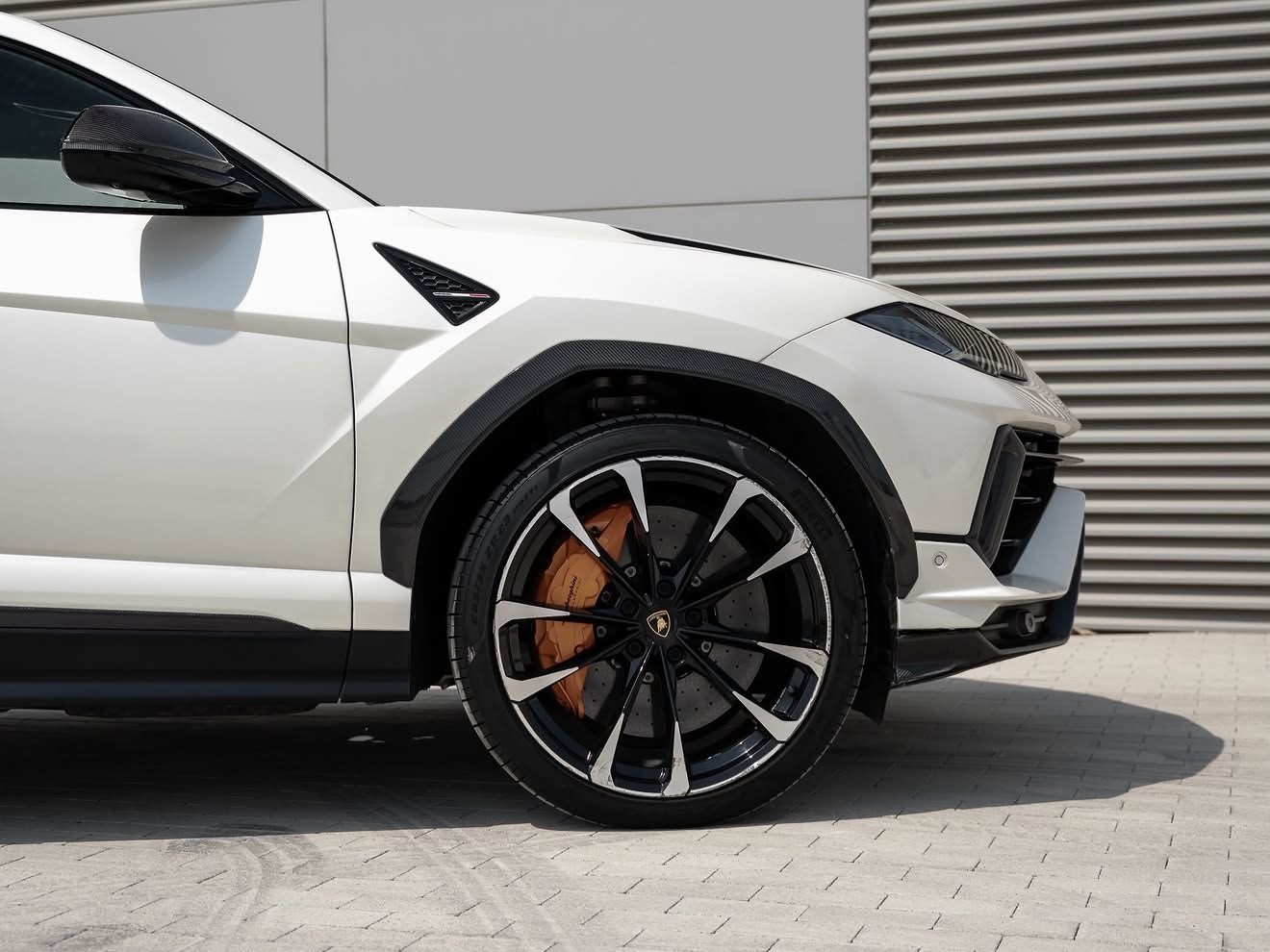 Lamborghini Urus 2023 - Image 4