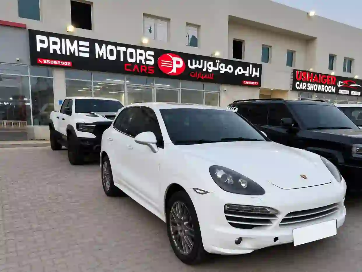 Porsche Cayenne S  2012